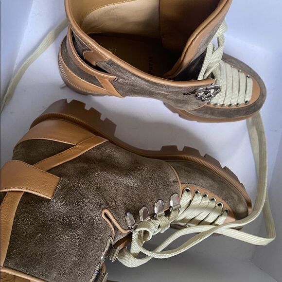 [christian louboutin] bnib macadamia hiking boots - Picture 13 of 16